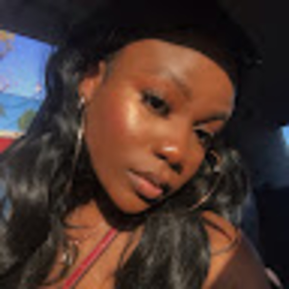 Meet your Posher, Chinyere
